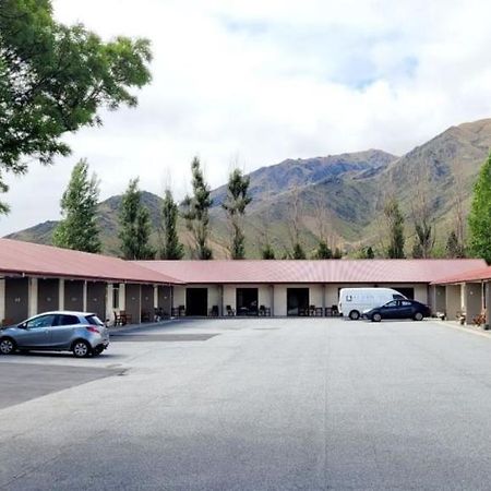Sierra Motel And Apartments Omarama Extérieur photo