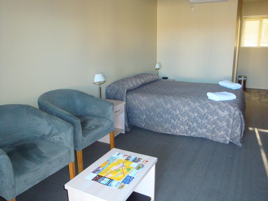 Sierra Motel And Apartments Omarama Chambre photo